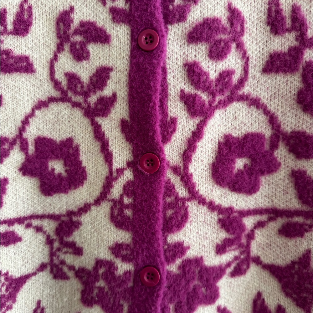 Zara Pink Floral Knit Button-Up Vest - Picture 5 of 8